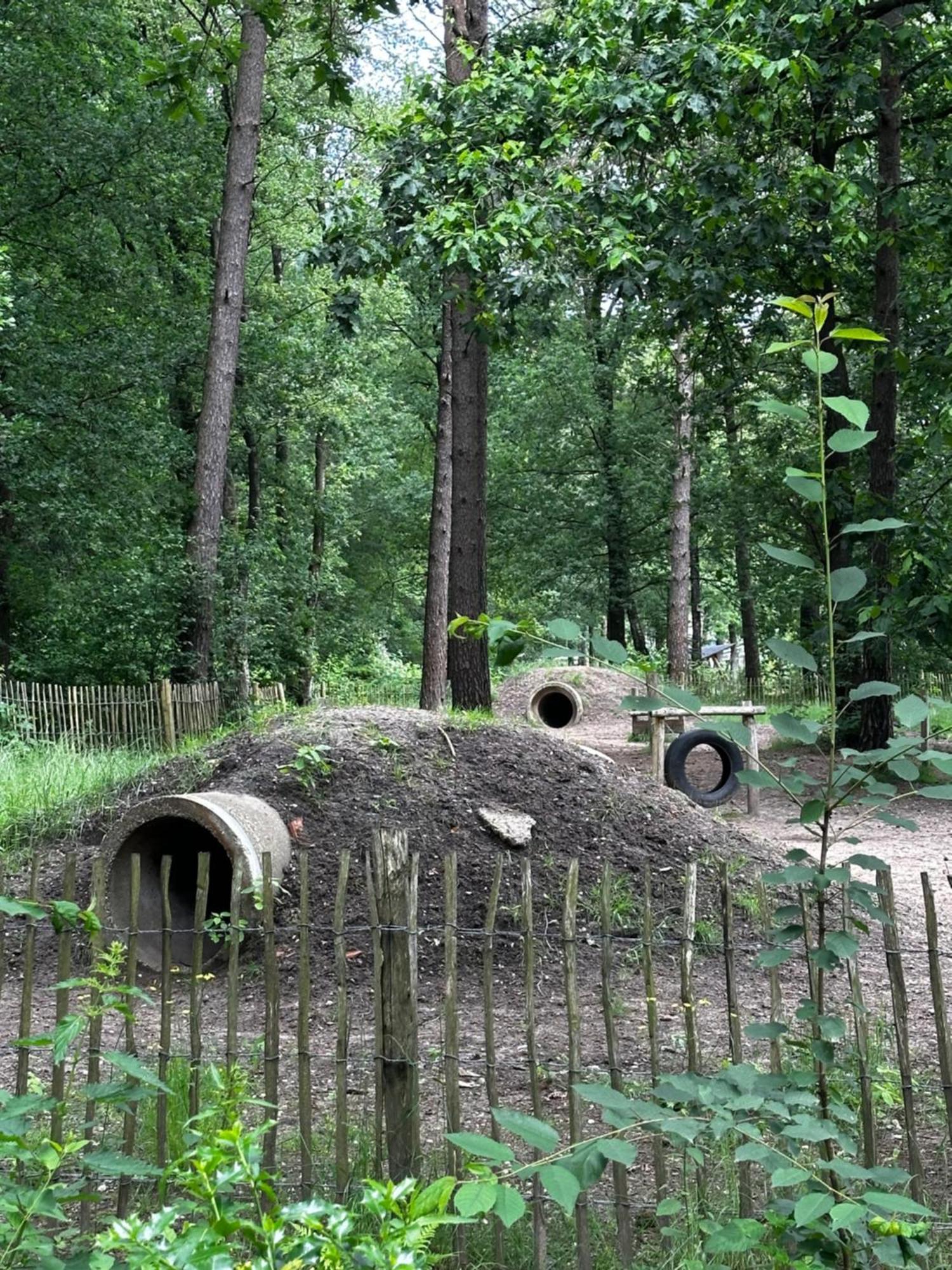 Sfeervolle Blokhut Op De Veluwe Op Recreatiepark Topparken In Beekbergen Met Vrije Tuin En Eigen Parkeerplaats Exterior photo